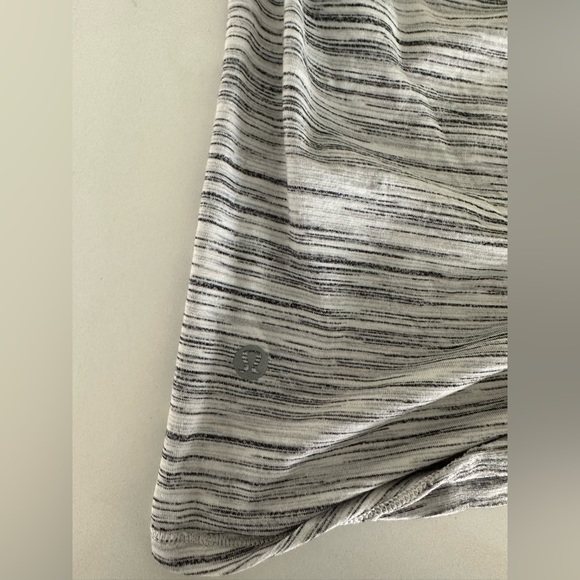 Lululemon Tank - Picture 3 of 3